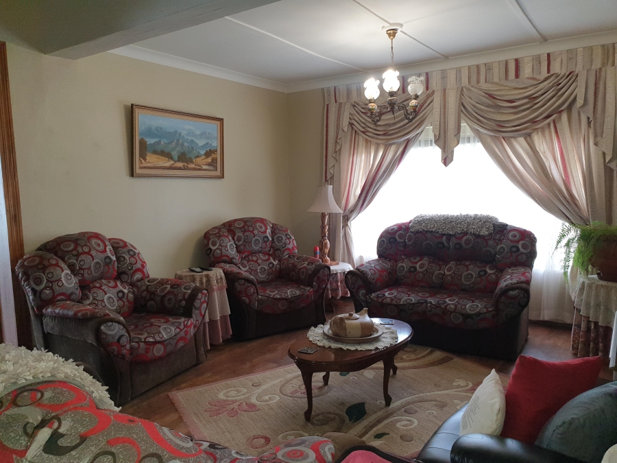 4 Bedroom Property for Sale in Frankfort Free State